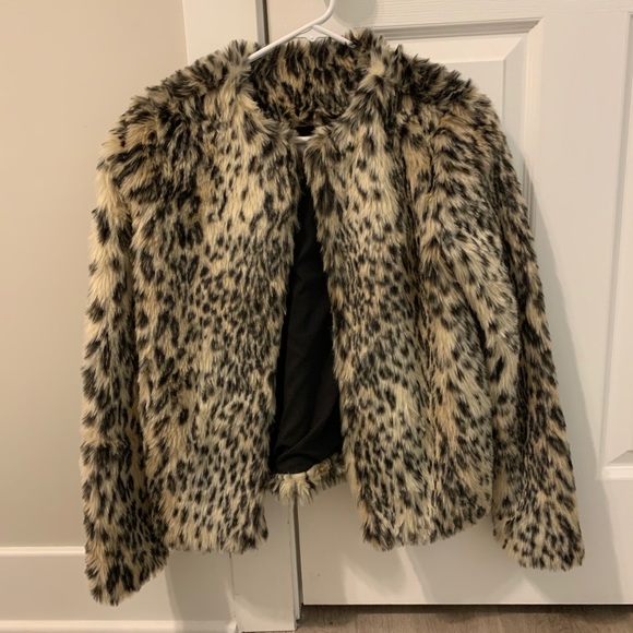 Faux fur jacket - Picture 2 of 5